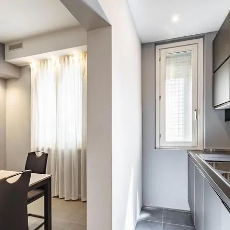 Modern - Pet Friendly - Basilica San Paolo-colosseo Rom